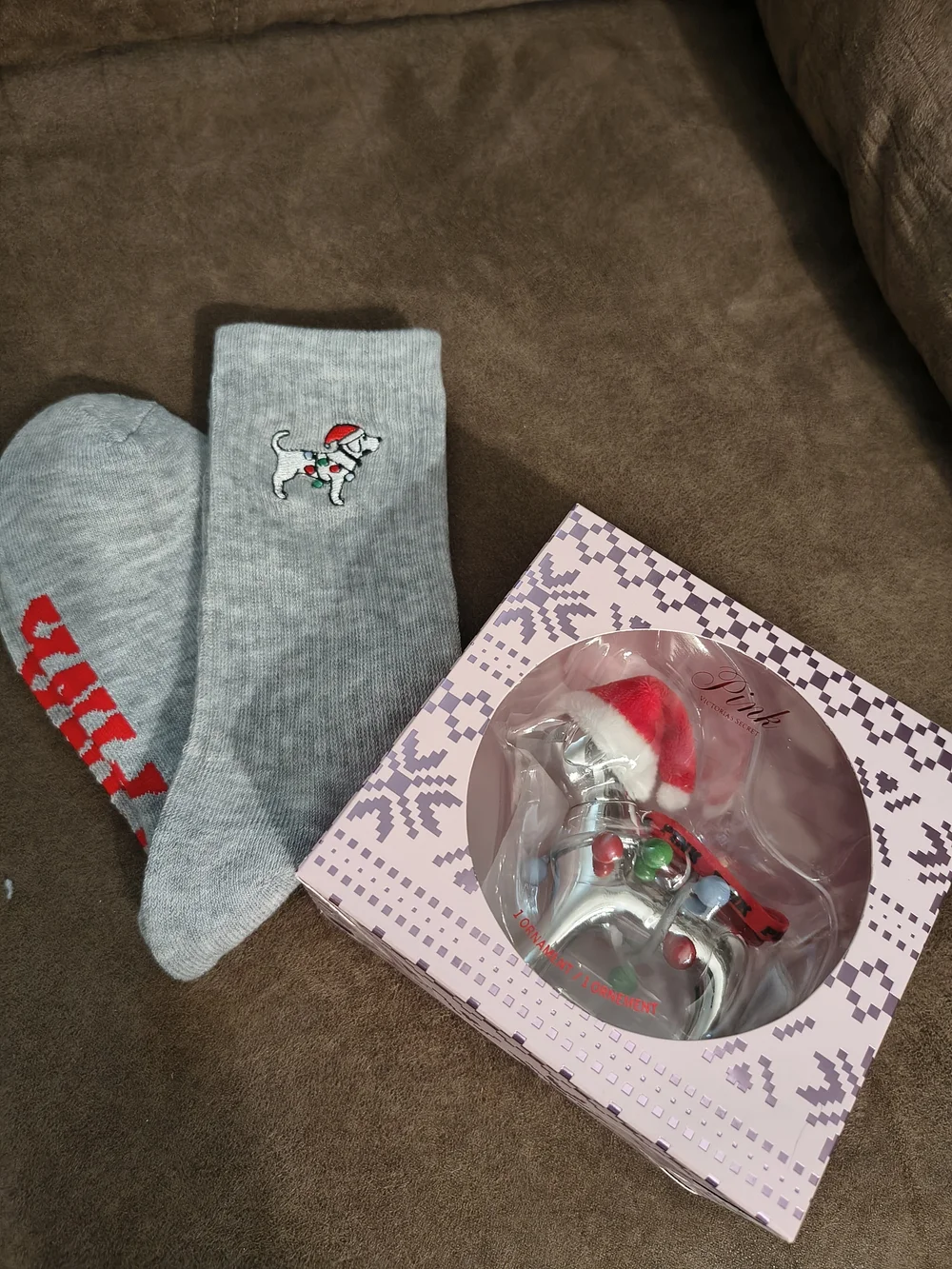 PINK Victoria's Secret Holiday Dog And Embroidered Socks ❤️